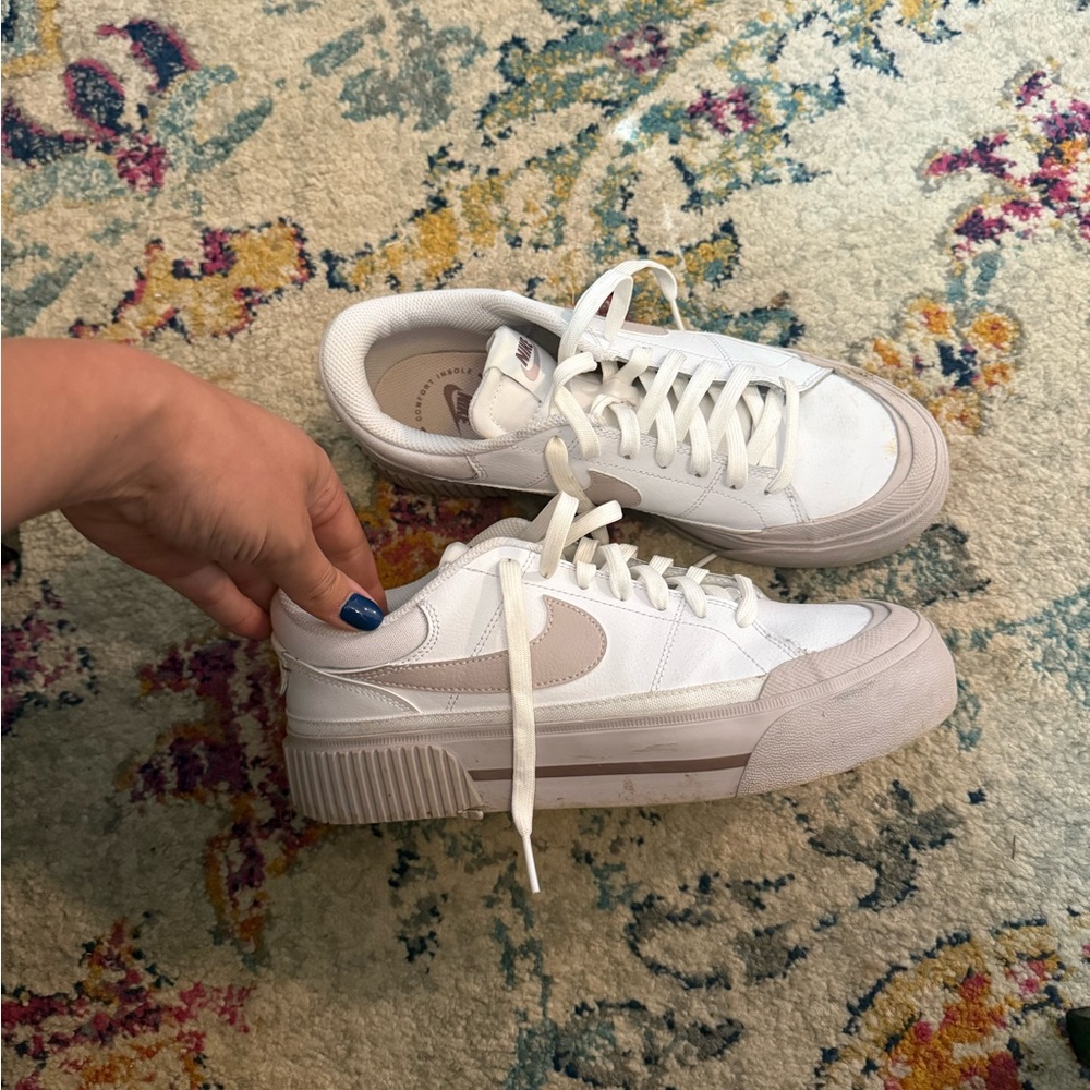 Nike Court Legacy Sneakers